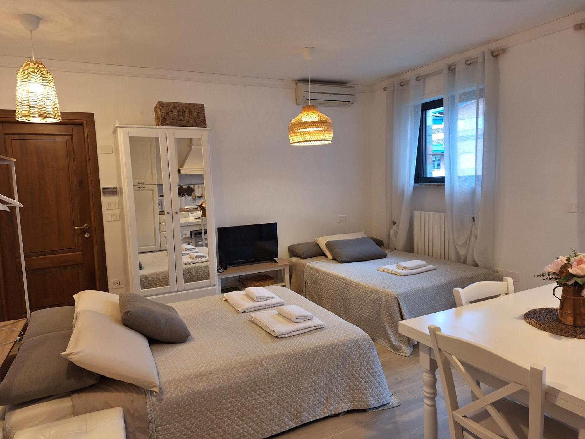Incantevole Appartamento Monolocale Alba 2 מראה חיצוני תמונה